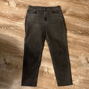 American Eagle stretch curvy mom jean size 10 faded black
